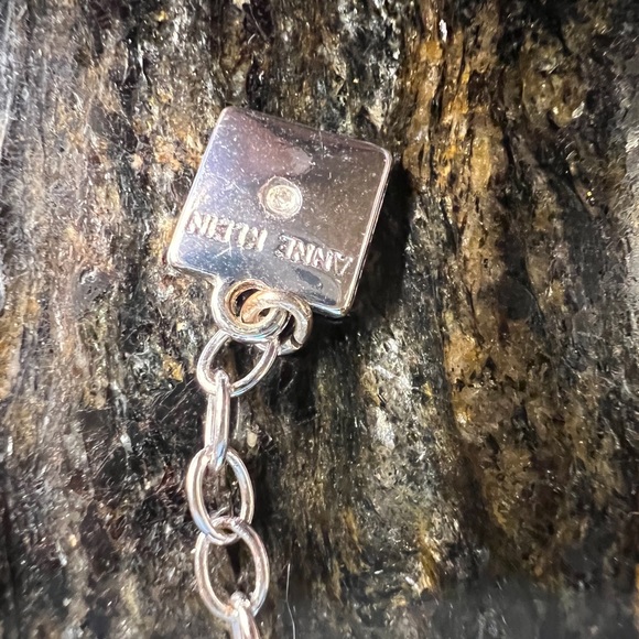 Anne Klein fashion necklace in large green and blue acrylic stones - Picture 3 of 4